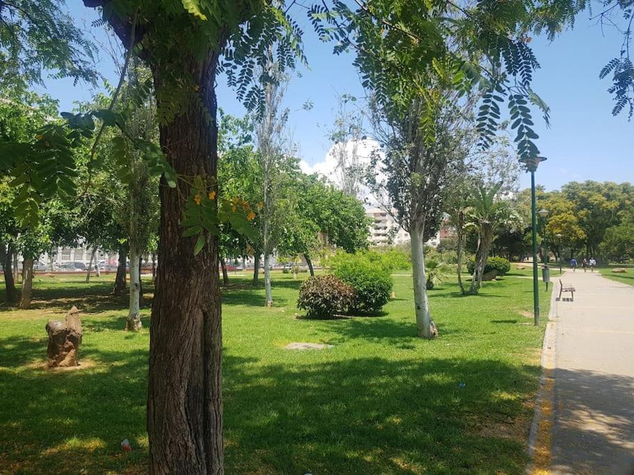 Apartamento Malaga 300 Metros De La Playa Exterior foto